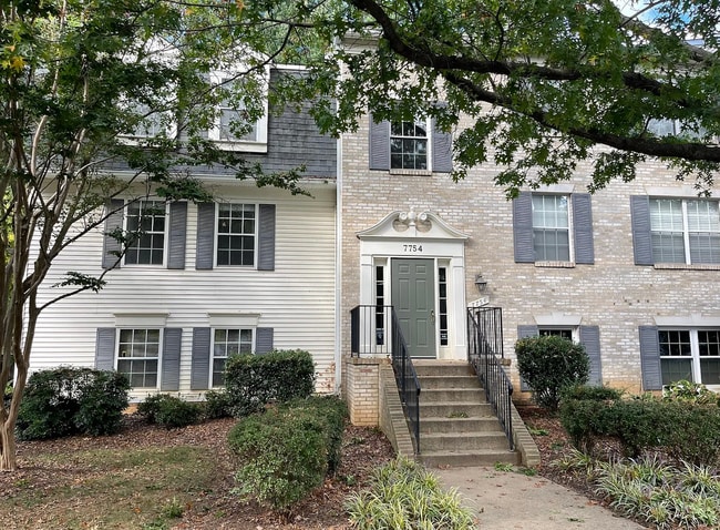 Building Photo - 7754 New Providence Dr Unit 20 Rental
