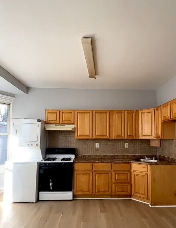 Photo - 173 Manheim St