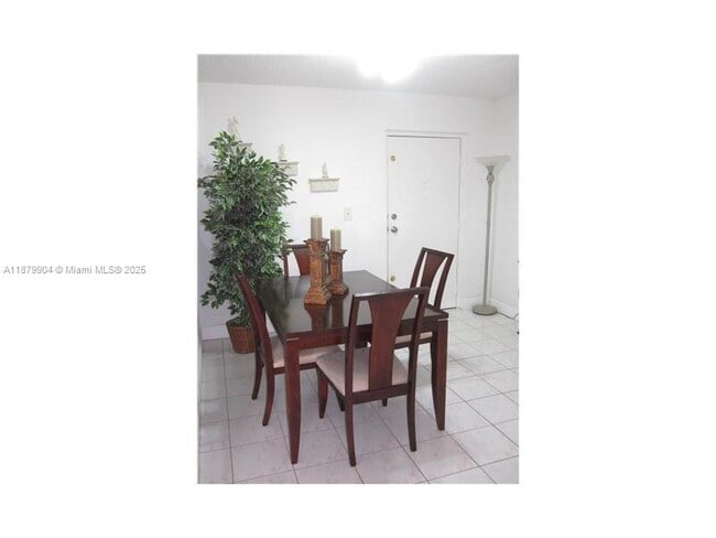 Photo - 1221 SW 122nd Ave Unidad 406