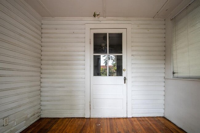 Photo - 2523 NW 6th St