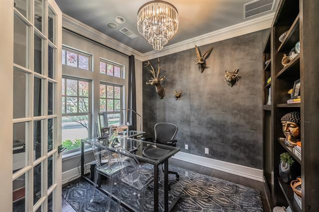 Photo - 5543 Miller Ave