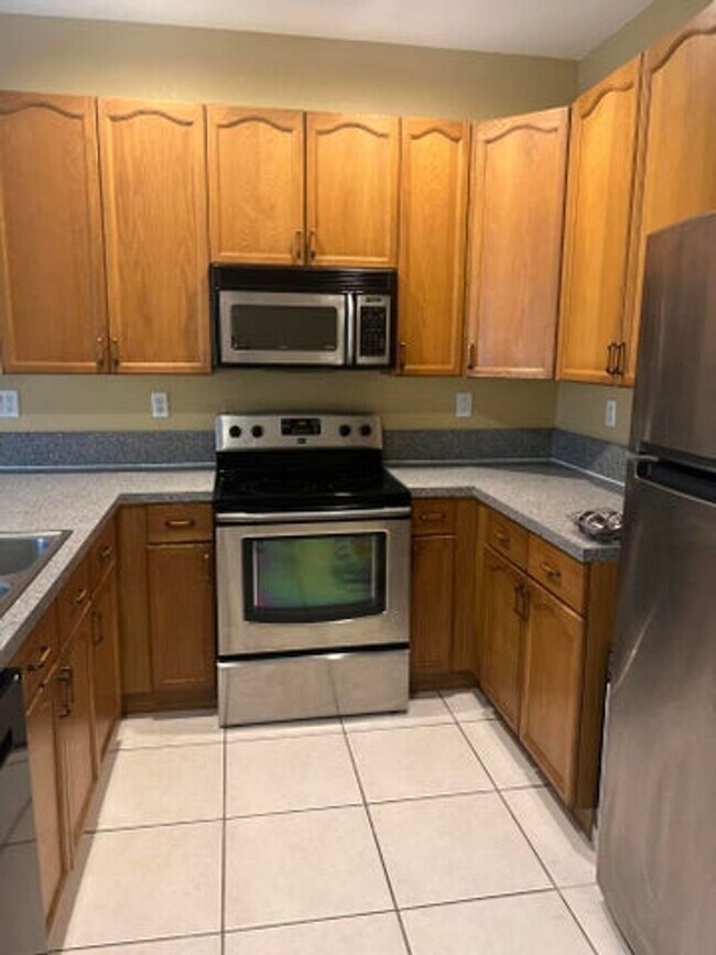 Photo - 4434 Lake Lucerne Cir