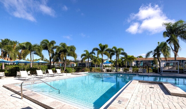 Photo - Trellis at the Lakes