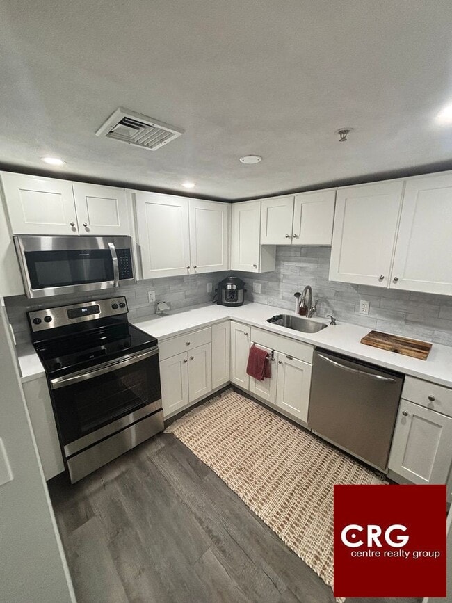 Building Photo - 190 N Shore Rd Unit 114