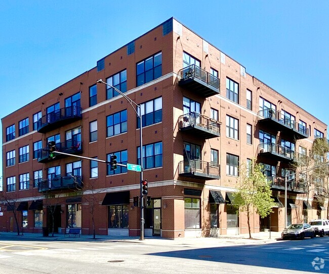 Building Photo - 1 S Leavitt St Unit 402 Rental