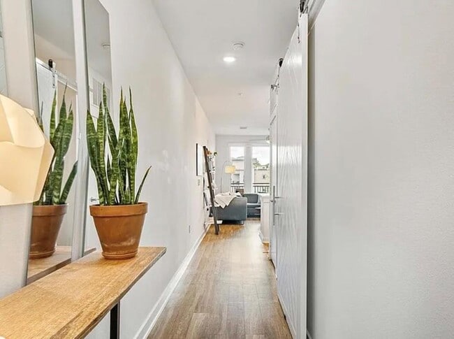 Photo - 1900 Barton Springs Rd Unit 5040