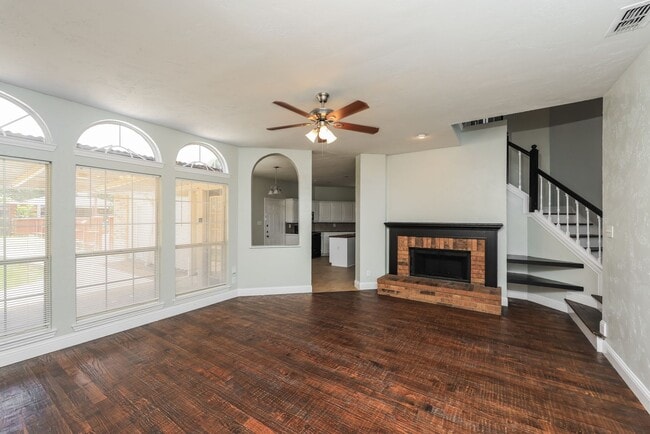 Photo - 5BR/2.5BA | Newly Renovated Single Family Home | Great Front and backyard | Private Pool!