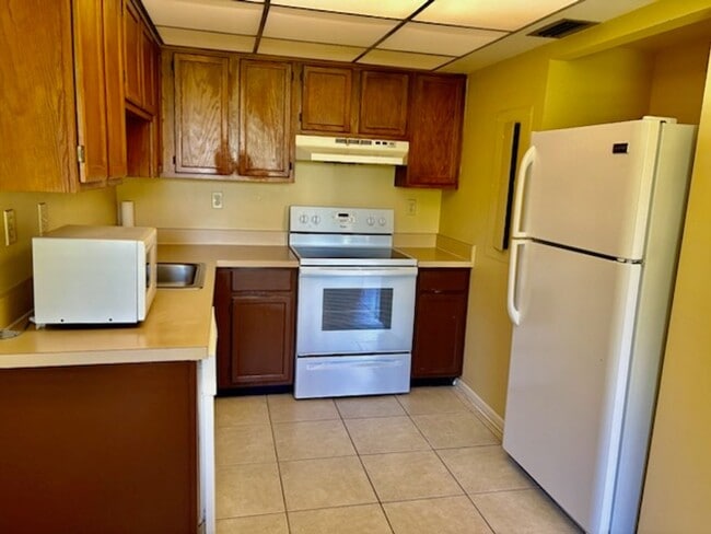 Photo - Tropic schooner