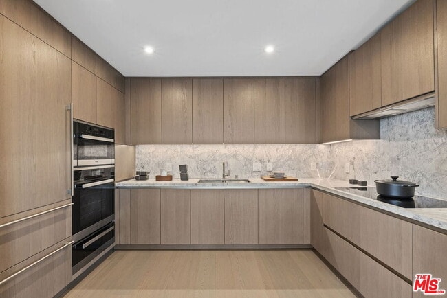 Photo - 2025 Ave of the Stars Condo Unit 1408