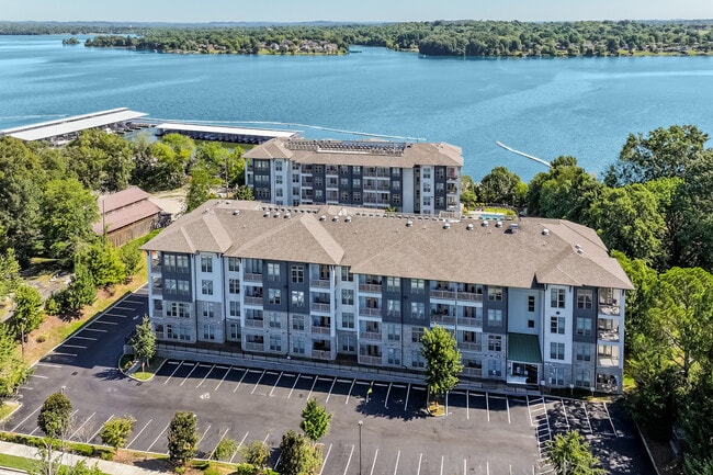 Building Photo - The Residence at Old Hickory Lake Rental