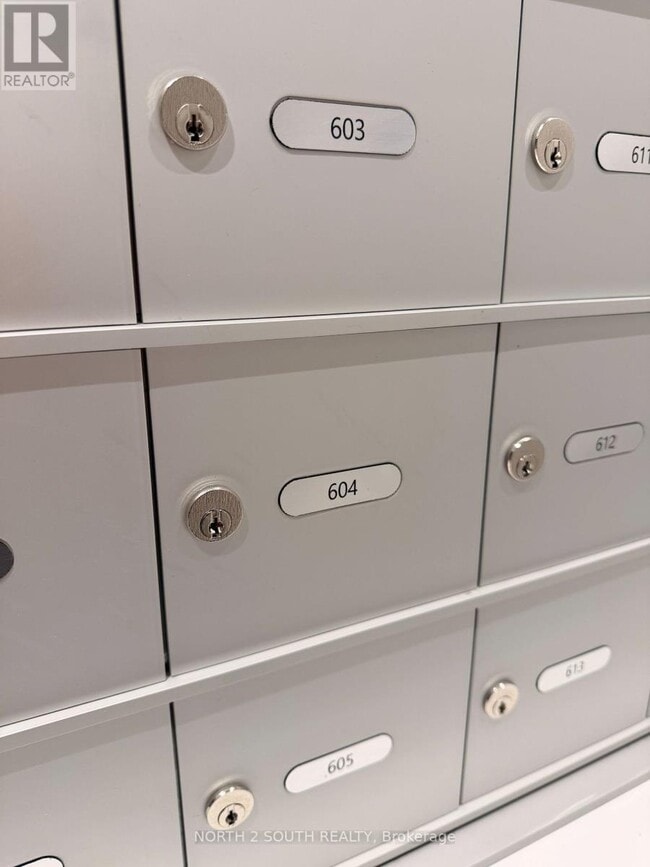 Photo - 1720 Bayview Ave