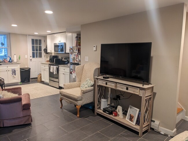 Photo - 768 E 6th St Unit 1