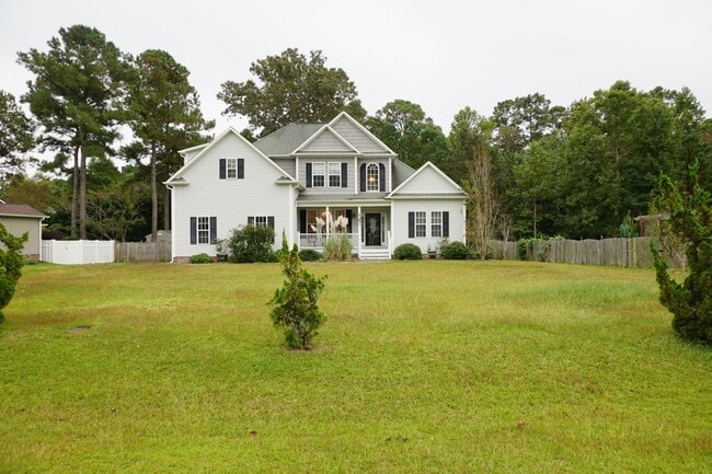 Photo - 3 Bedroom 2.5 Bathroom with a Bonus Room located in Creeks Edge Subdivision in Sneads Ferry!