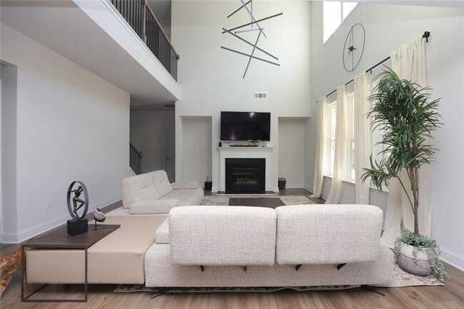 Photo - 451 Carmichael Cir