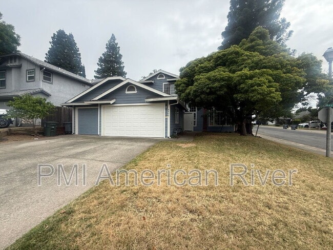 Building Photo - 3400 Cobblestone Dr