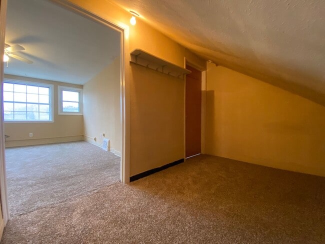 Photo - 5103 E 114th St Unit 5103 E 114th St UP