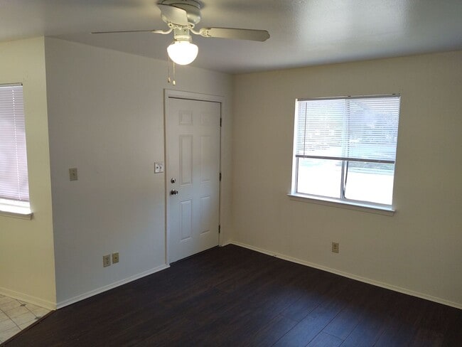 Photo - 1644 Post Rd Unit #2