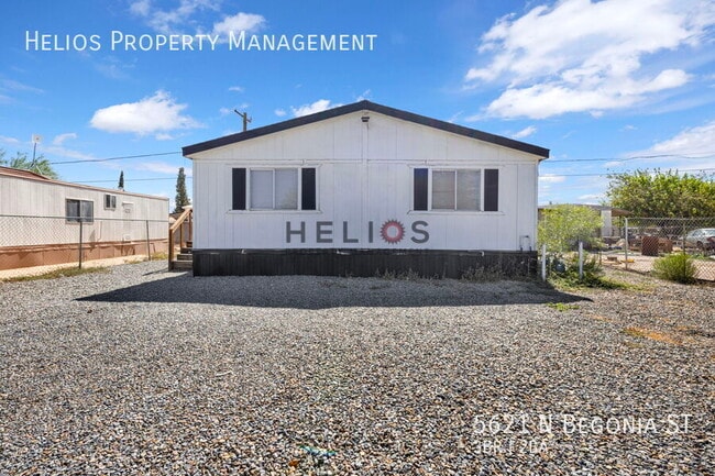 Building Photo - 5621 N Begonia St