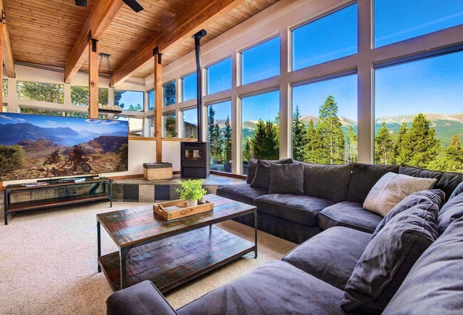 Photo - 1396 Forest Hills Dr Unit ID1301396P