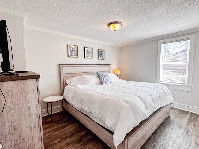 Photo - 813 N Spair St