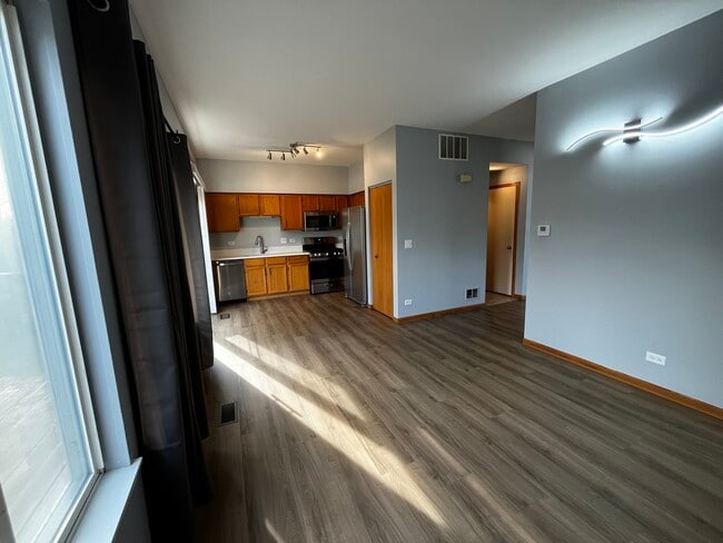 2828 Alameda Ct