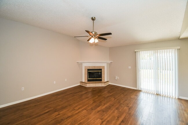 Photo - 636 Morning Mist Way