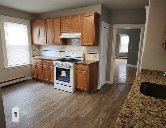 Building Photo - 21 Windham St Unit 1