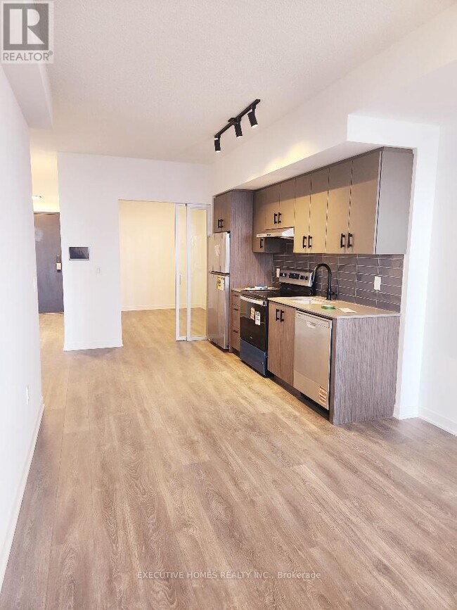 Photo - 4878 Powers Cmn Unit 215