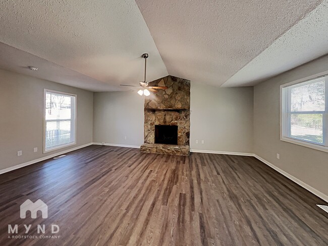 Photo - 5924 Sutton Dr