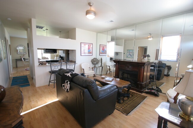 Photo - 315 Belvedere Ave SW