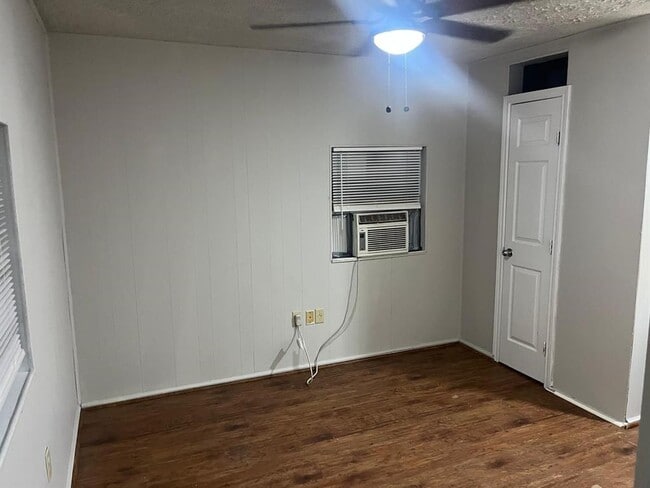 Building Photo - 12123 Alpha Ln Unit 1 Rental