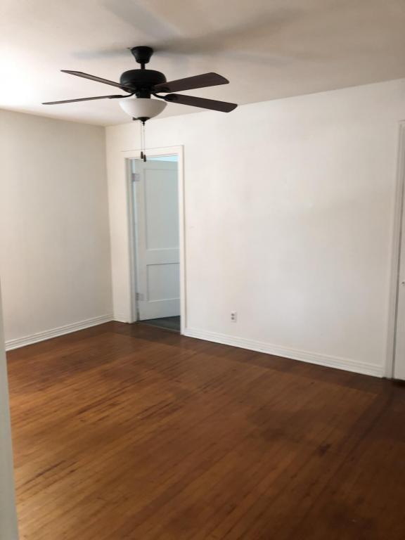 Photo - 707 Live Oak St