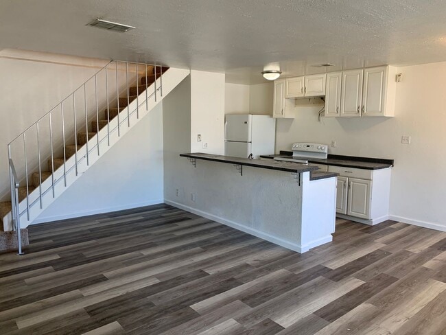 Photo - Great Condo in Antioch! Unidad 3