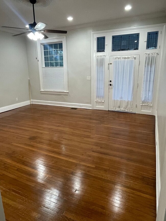 Photo - Gorgeous 3BD/2BA ON Napoleon Ave with Off Street Parking Unit 2228