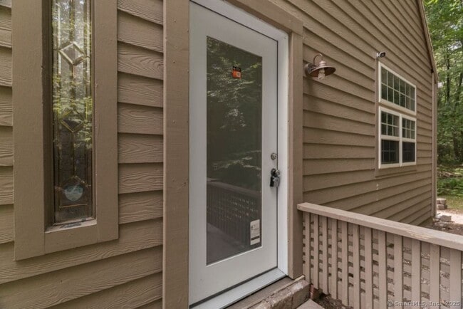 Photo - 145 Lakeside Dr