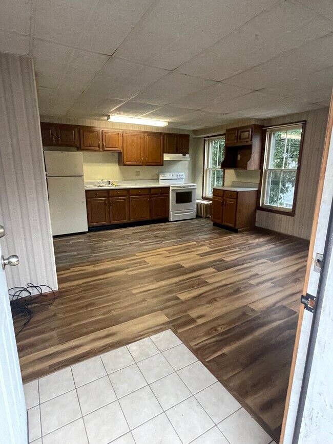 Photo - 420 Moore St Unit 2nd Floor