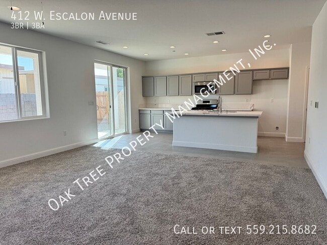 412 W Escalon Ave