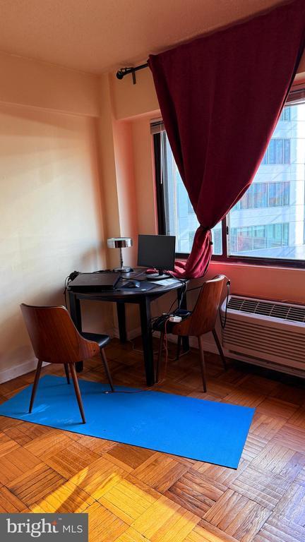 Photo - 2141 I St NW Unit 516