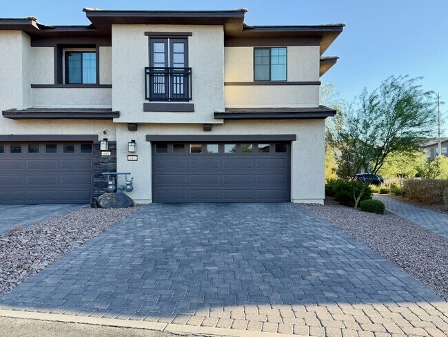 Photo - 3 BED 2.5 BATH 2 CAR GARAGE TOWNHOUSE IN CADENCE HENDERSON WITH LOFT