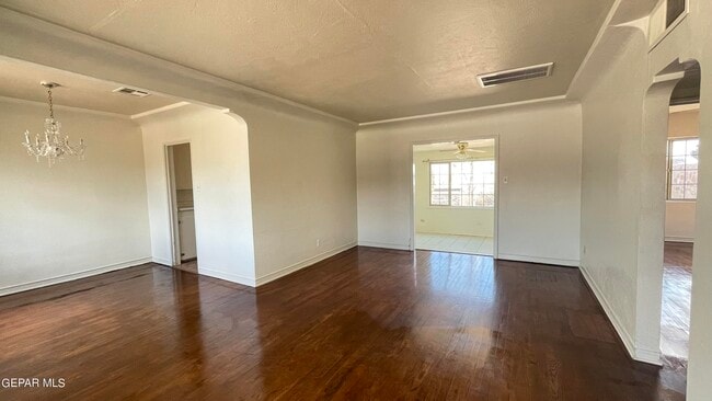 Photo - 3116 Idalia Ave