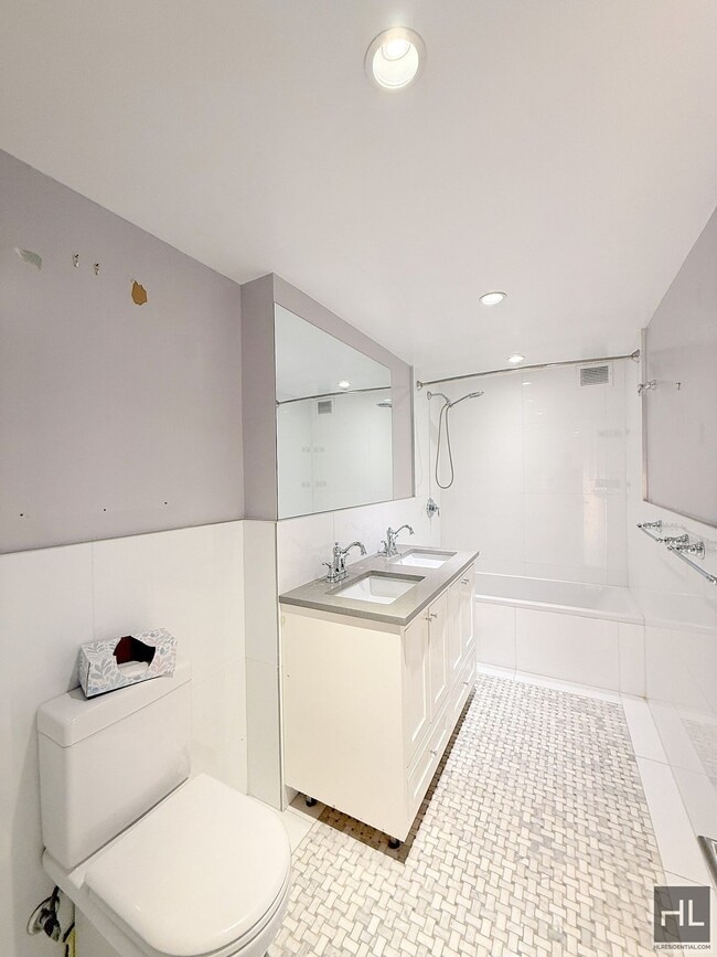 Photo - 1 bedroom with home office / Washer and dryer / WEST 93 STREET Unit 12A