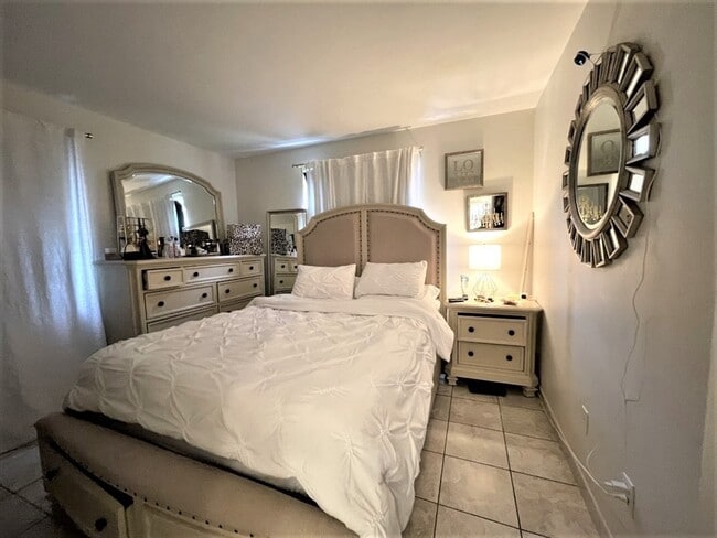 Photo - 17 Carey Ave Unidad G3