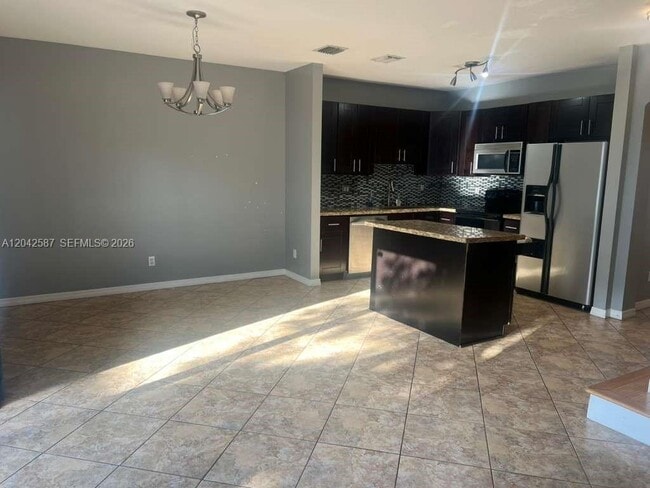 Photo - 2825 SW 127th Way