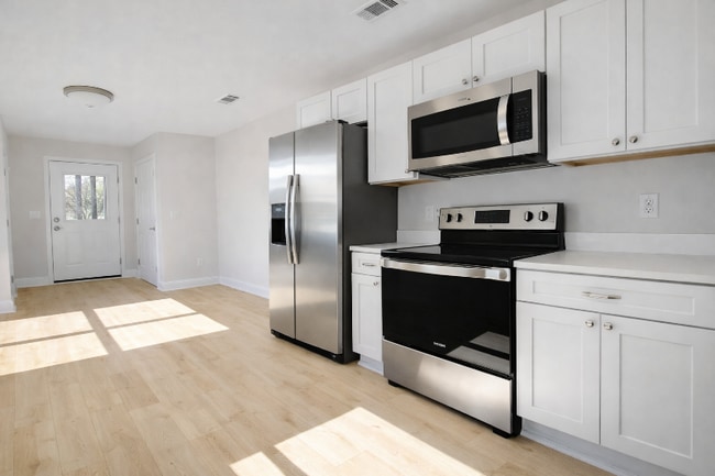 Photo - 5654 Falcon Way