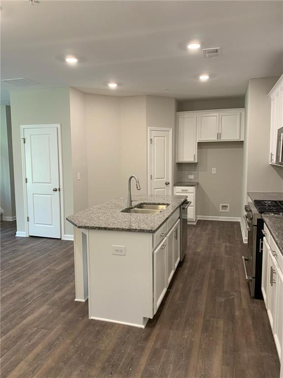 Photo - 1372 Elderwood Way