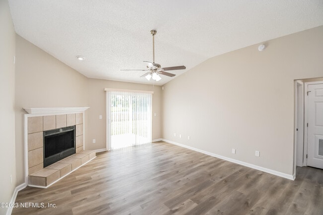 Photo - 542 Ashcroft Landing Dr