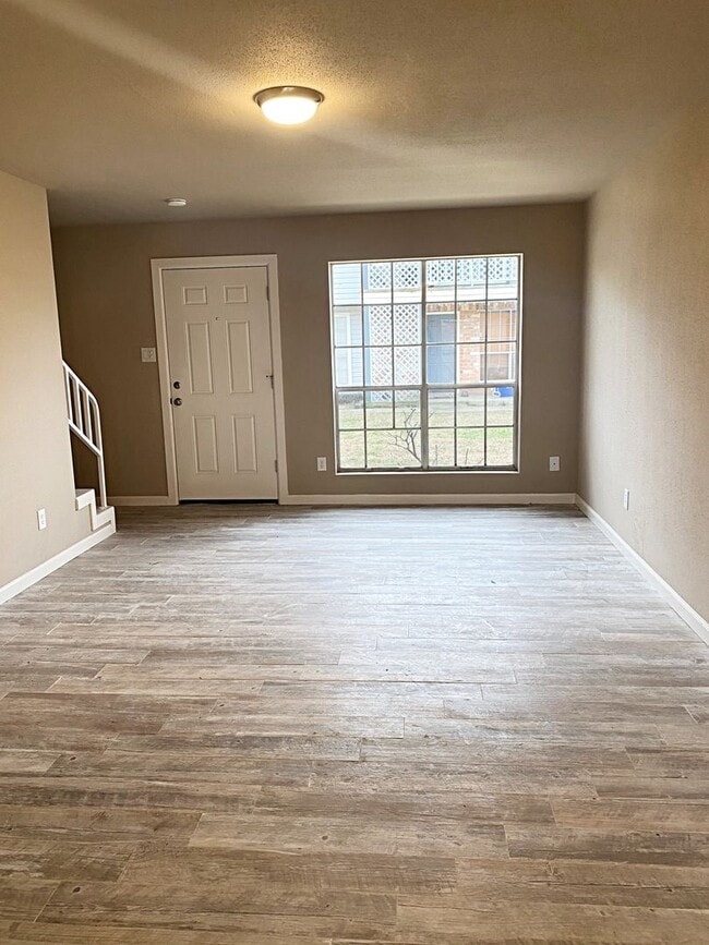 Photo - 8674 Glen Meadow Ln