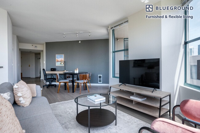 Photo - 2 Townsend St Unit FL5-ID1399