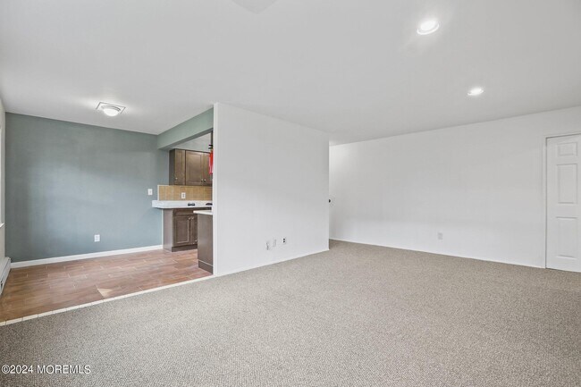 Photo - 66 Stonehurst Blvd Unit D