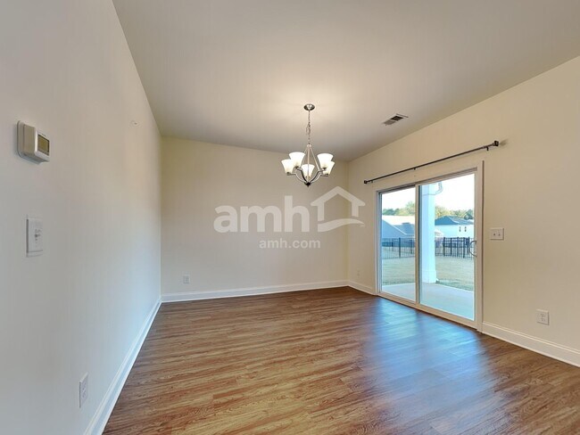 Photo - 231 Lake End Dr